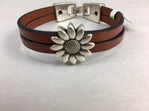 Flower bracelet by Beth Weldon
